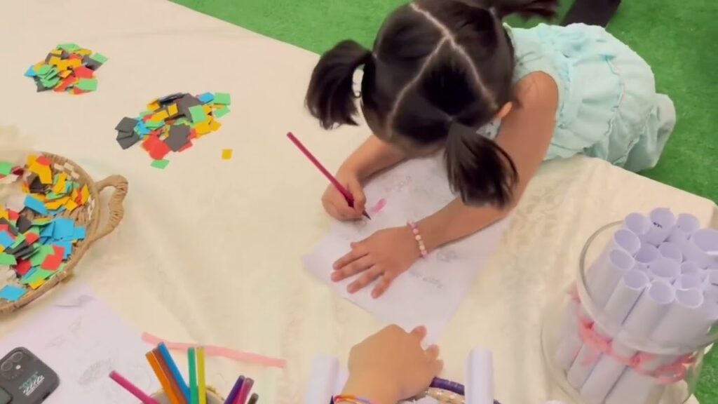 فريق “أنا صحي” التطوعي يقدم مبادرة توعوية في معرض “كهاتين” لكفالة الأيتام